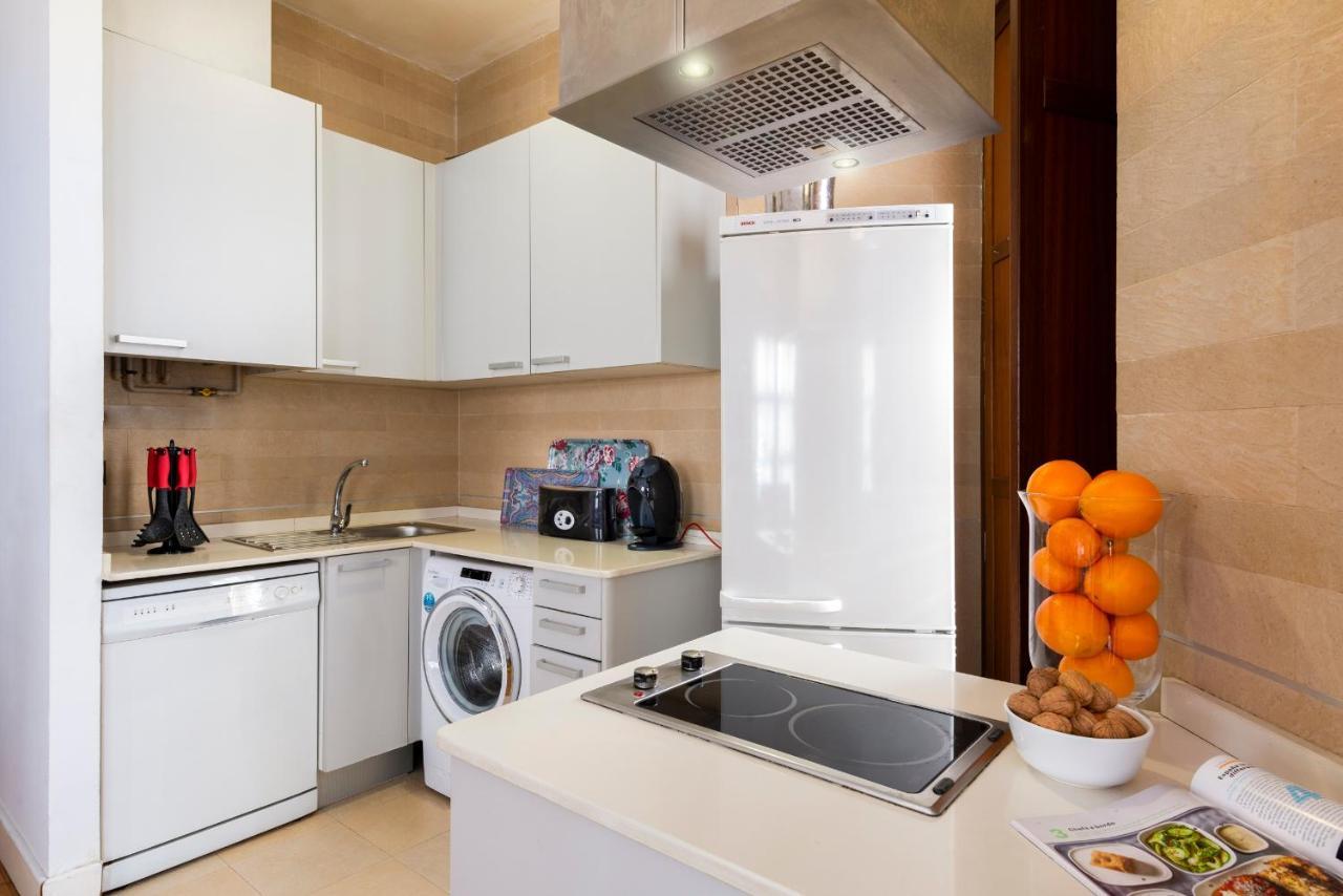 Cathedral Apartment, First Floor Sevilla Dış mekan fotoğraf